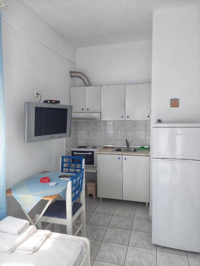 Mare - Rooms Ayía Paraskeví Exterior foto