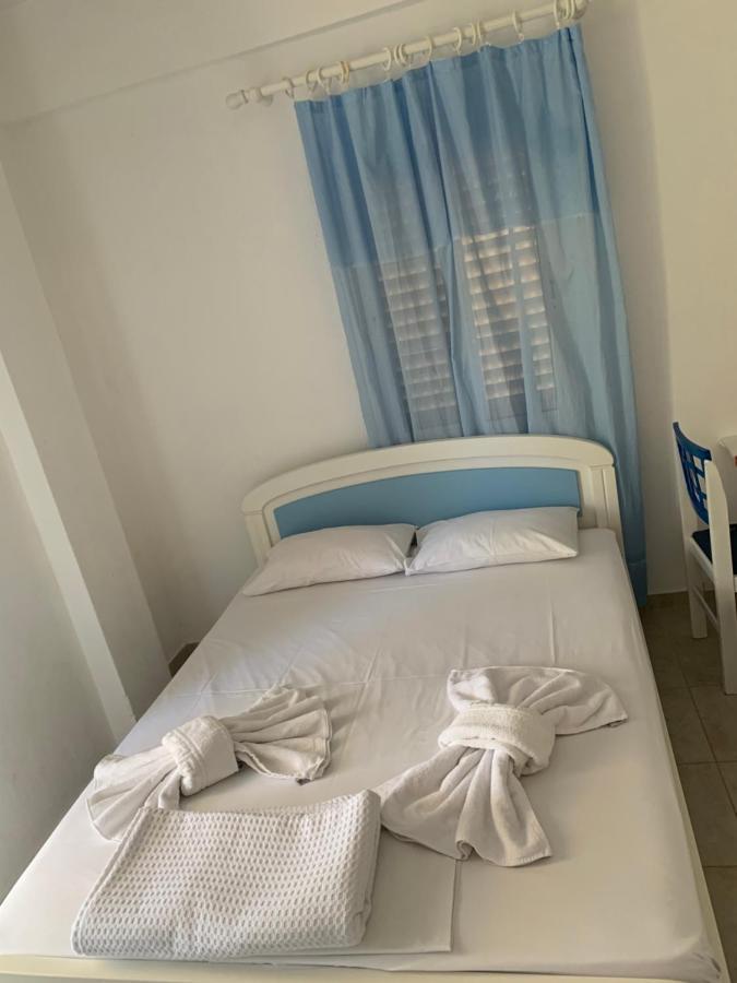 Mare - Rooms Ayía Paraskeví Exterior foto